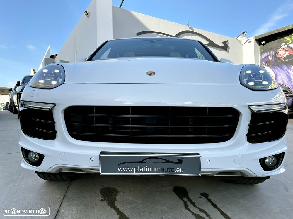 Porsche Cayenne S E-Hybrid - 60