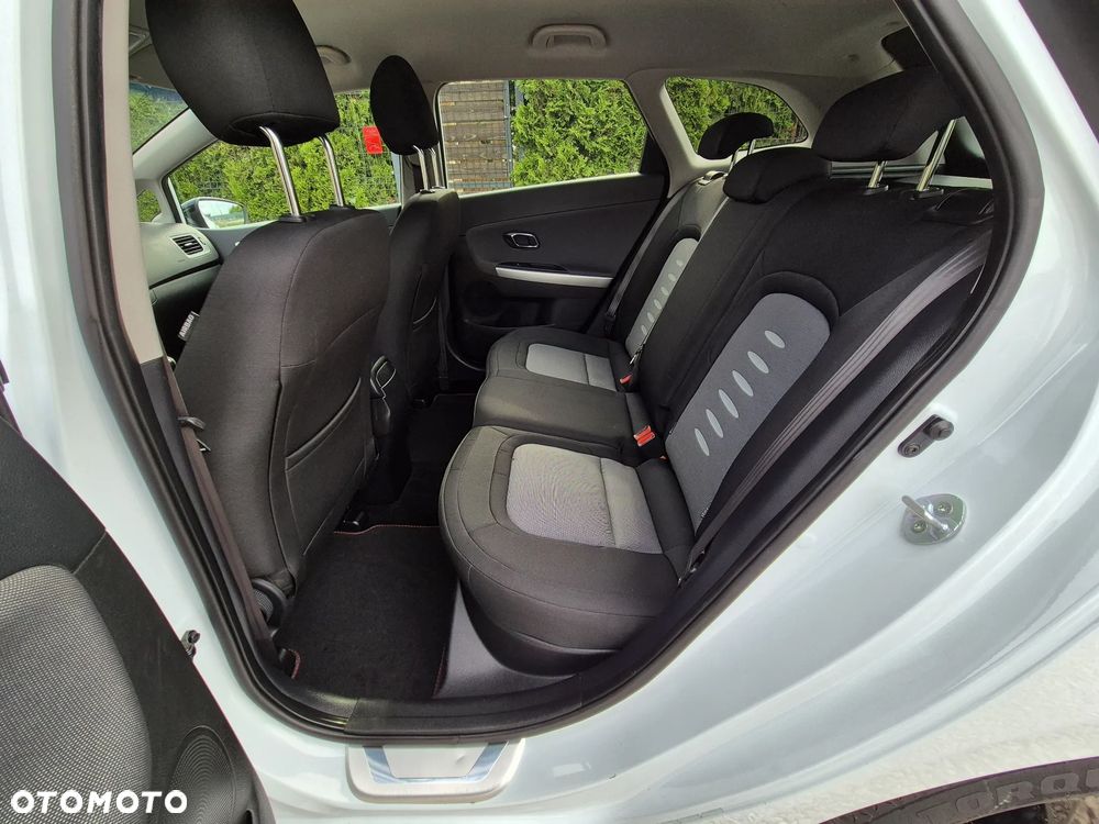 Kia Ceed 1.6 GDI Fifa World Cup Edition - 25