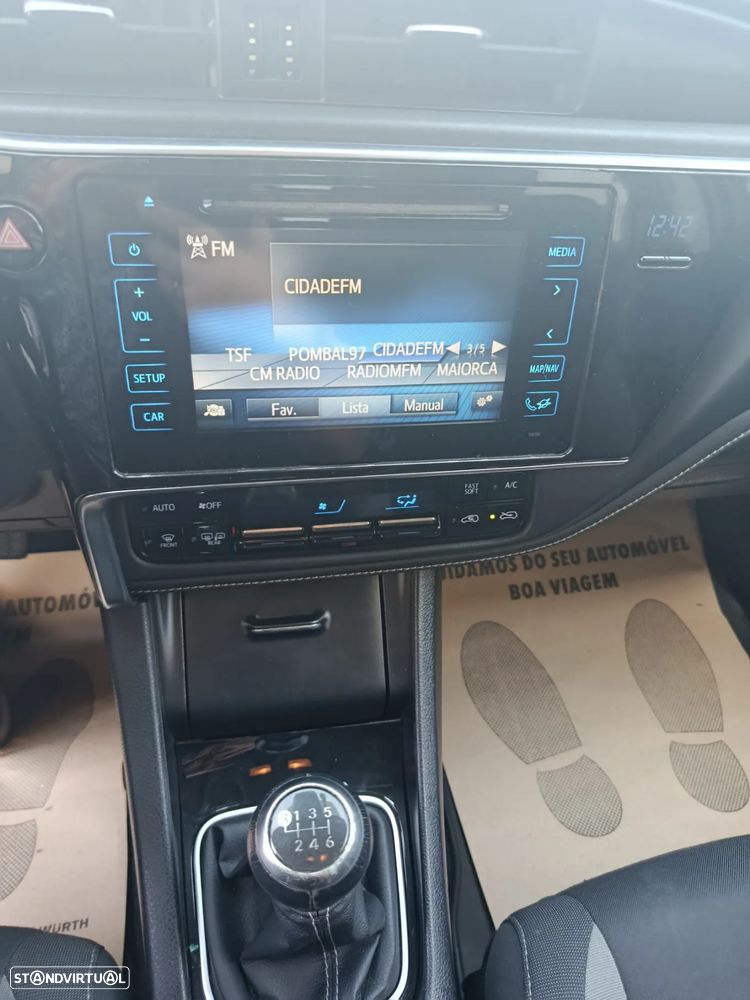 Toyota Auris 1.6 D-4D Comfort+Navi - 10