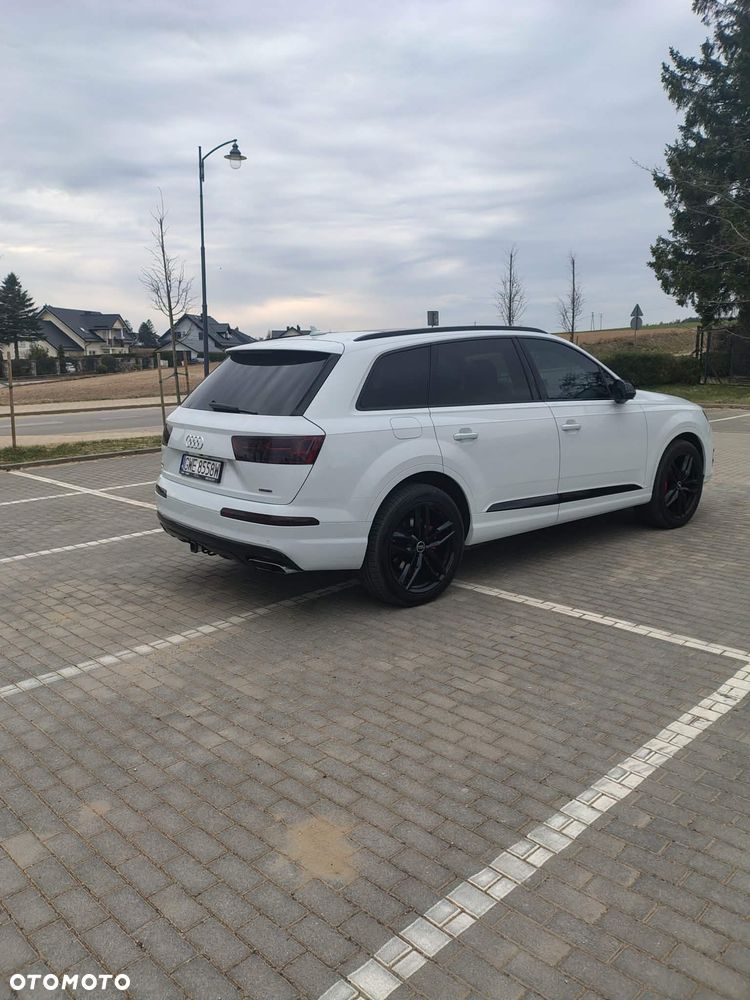 Audi Q7 - 7