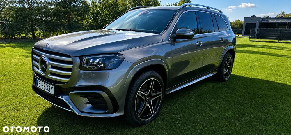 Mercedes-Benz GLS - 1