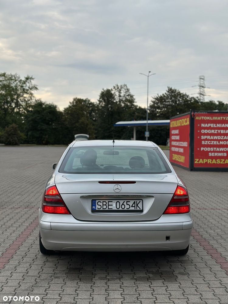 Mercedes-Benz Klasa E 200 CDI Classic - 5