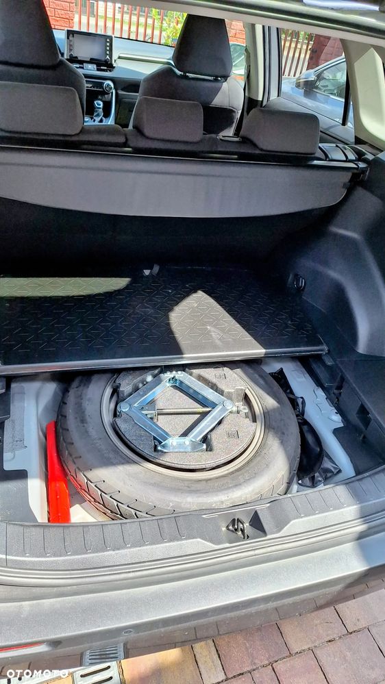 Toyota RAV4 2.5 Hybrid Comfort 4x2 - 6