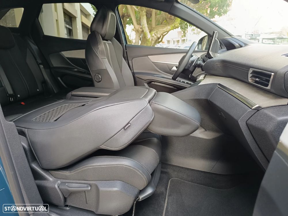 Peugeot 3008 1.2 PureTech GT EAT8 - 29