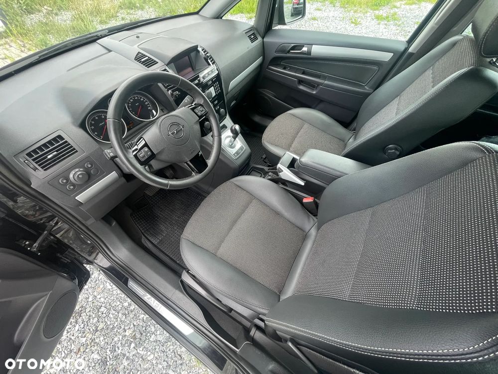 Opel Zafira ver-1-8-cosmo-easytronic - 14