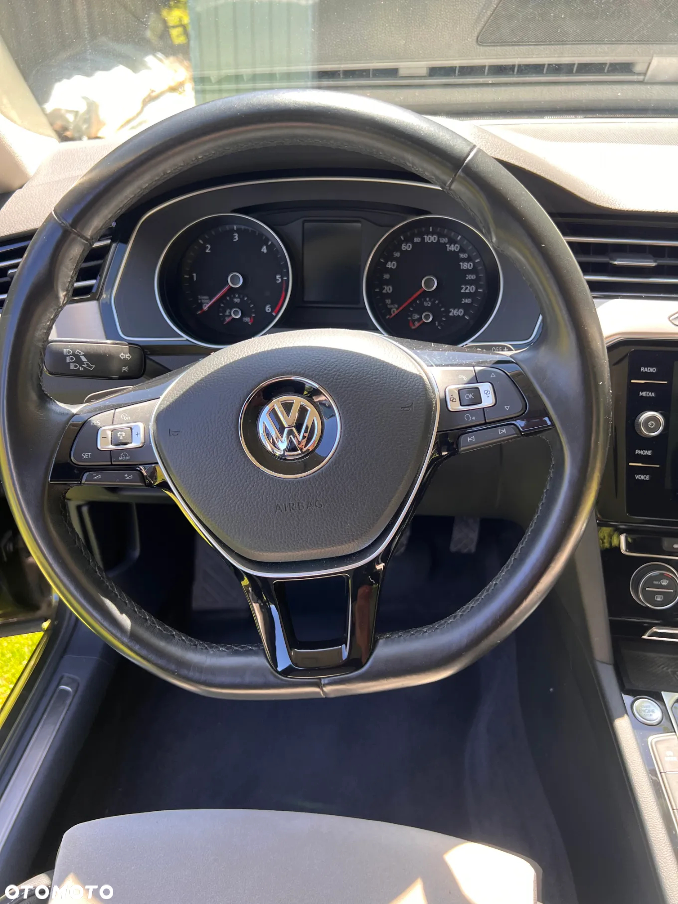 Volkswagen Passat 2.0 TDI BMT Highline DSG - 9