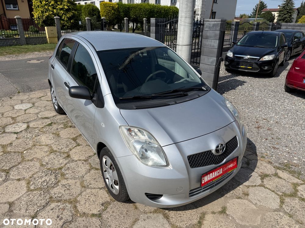 Toyota Yaris - 13