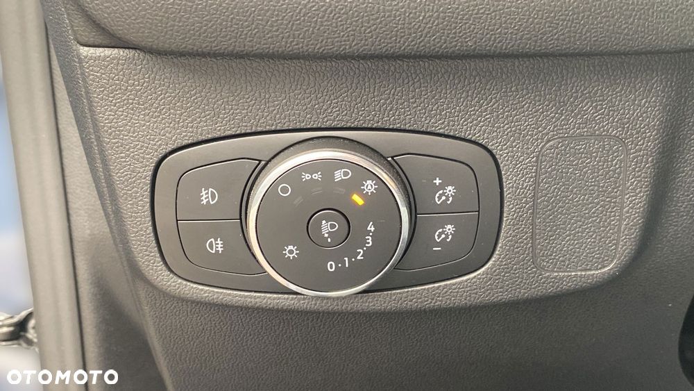 Ford Focus 1.0 EcoBoost mHEV Titanium X - 25