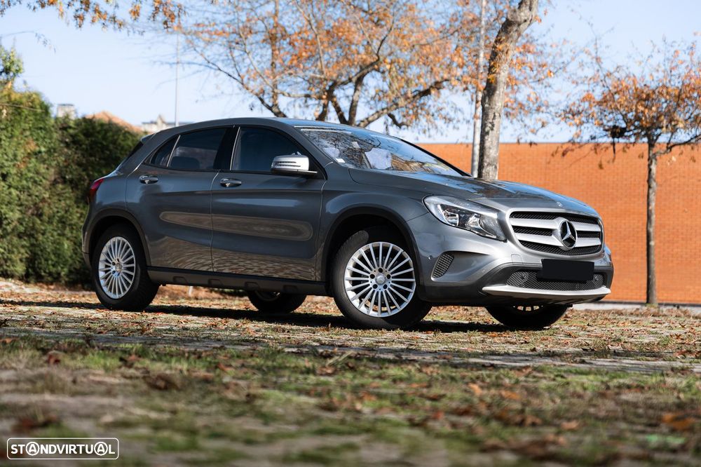 Mercedes-Benz GLA 180 CDI Urban - 1
