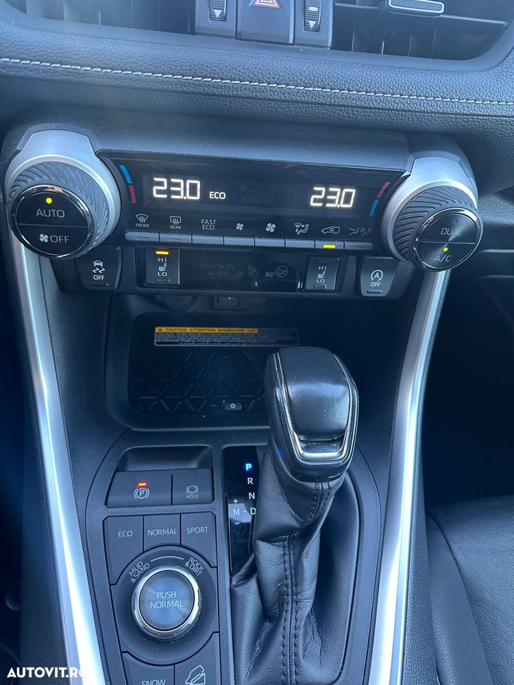 Toyota RAV4 2.0P CVT AWD Luxury - 8