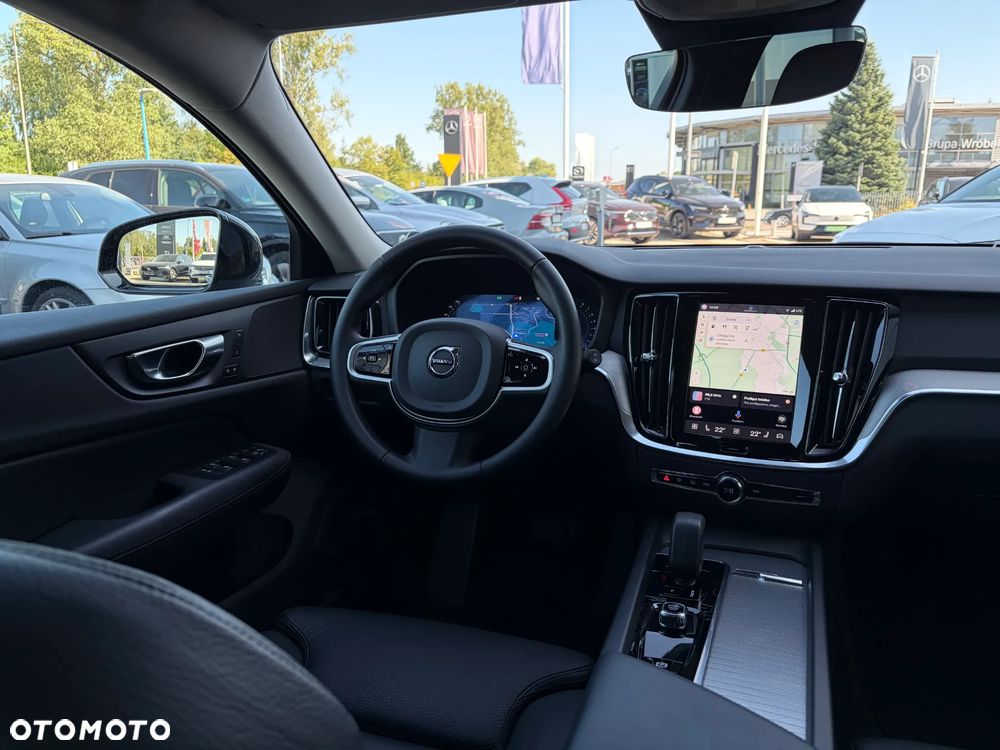 Volvo V60 B4 B Plus Dark - 19