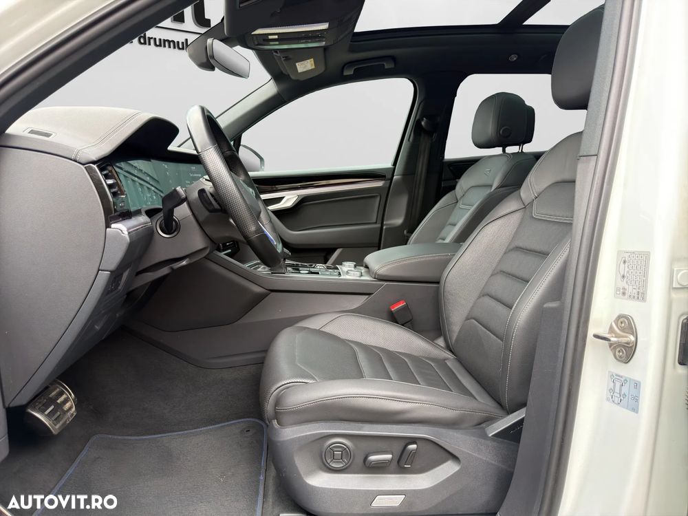 VOLKSWAGEN Touareg 2022 — imagine 12