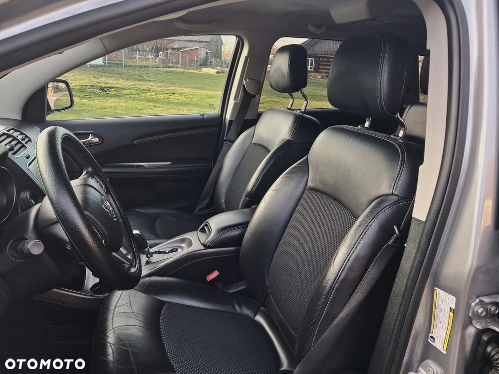 Dodge Journey - 24