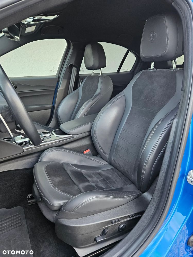 Alfa Romeo Giulia 2.2 D Turbo Veloce TI Q4 - 23