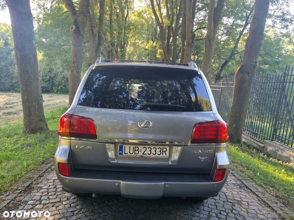 Lexus LX 570 - 14