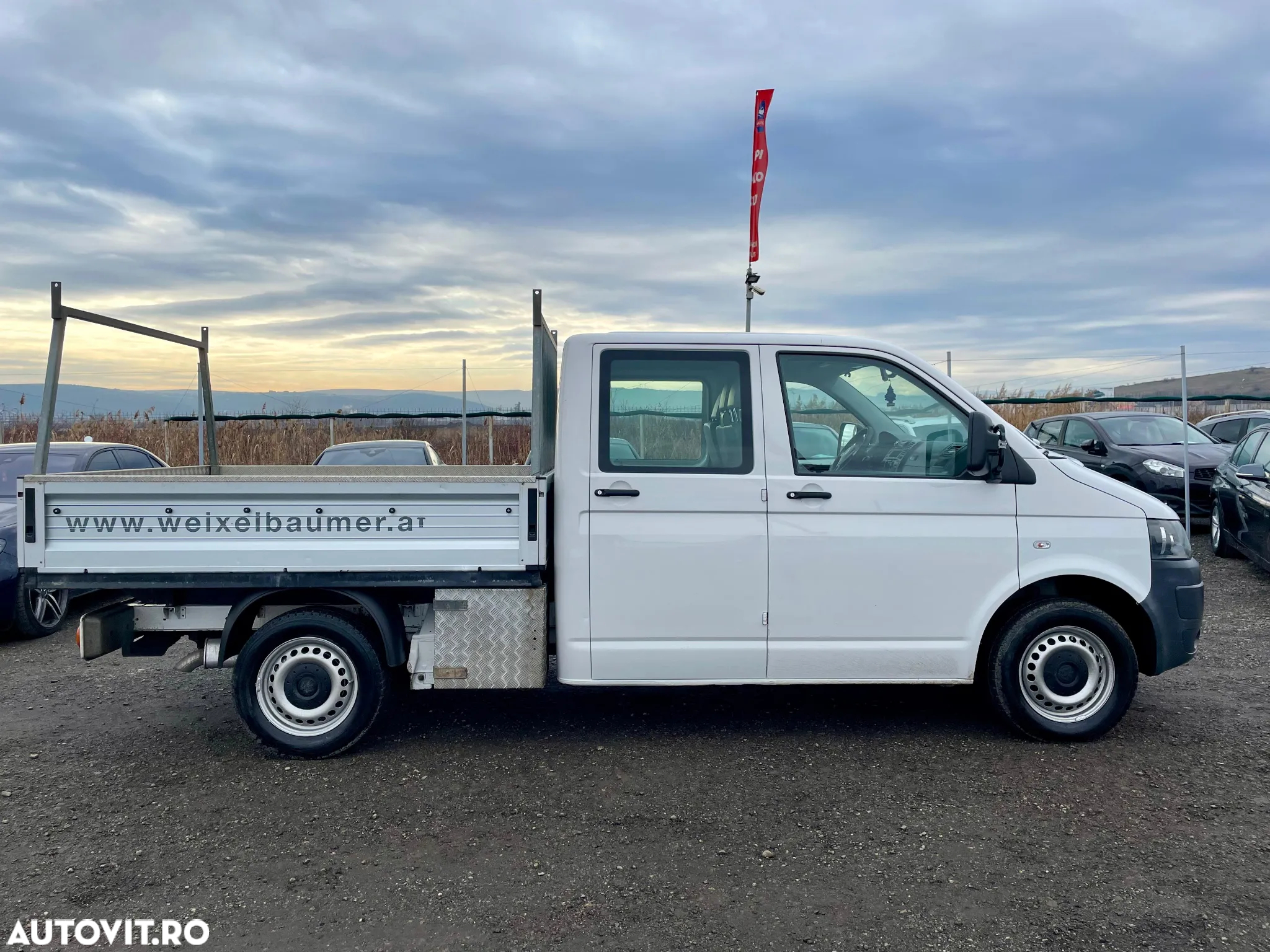 Volkswagen Transporter - 11