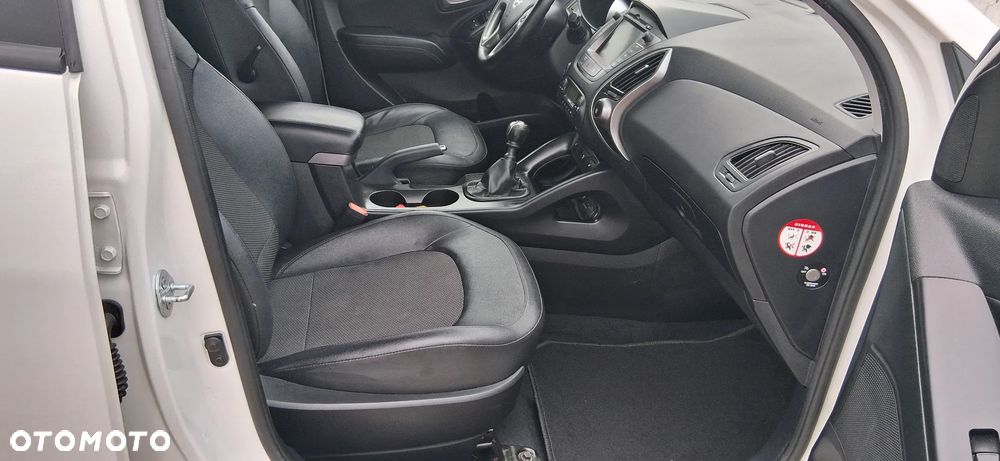 Hyundai ix35 2.0 CRDi 4WD Premium - 16