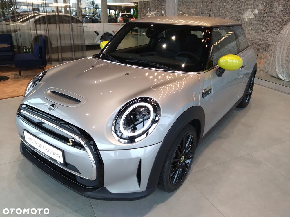 MINI Cooper SE Electric Trim - 5