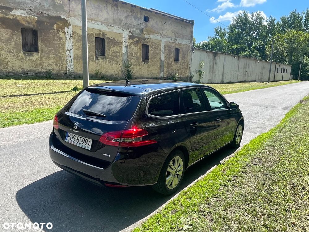 Peugeot 308 1.6 BlueHDi Active S&S - 10