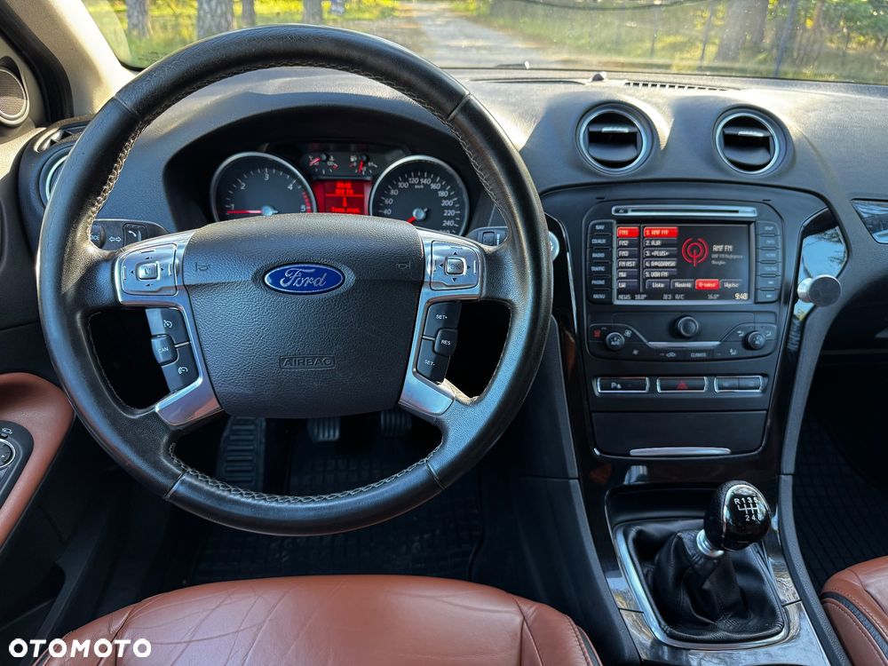 Ford Mondeo - 13