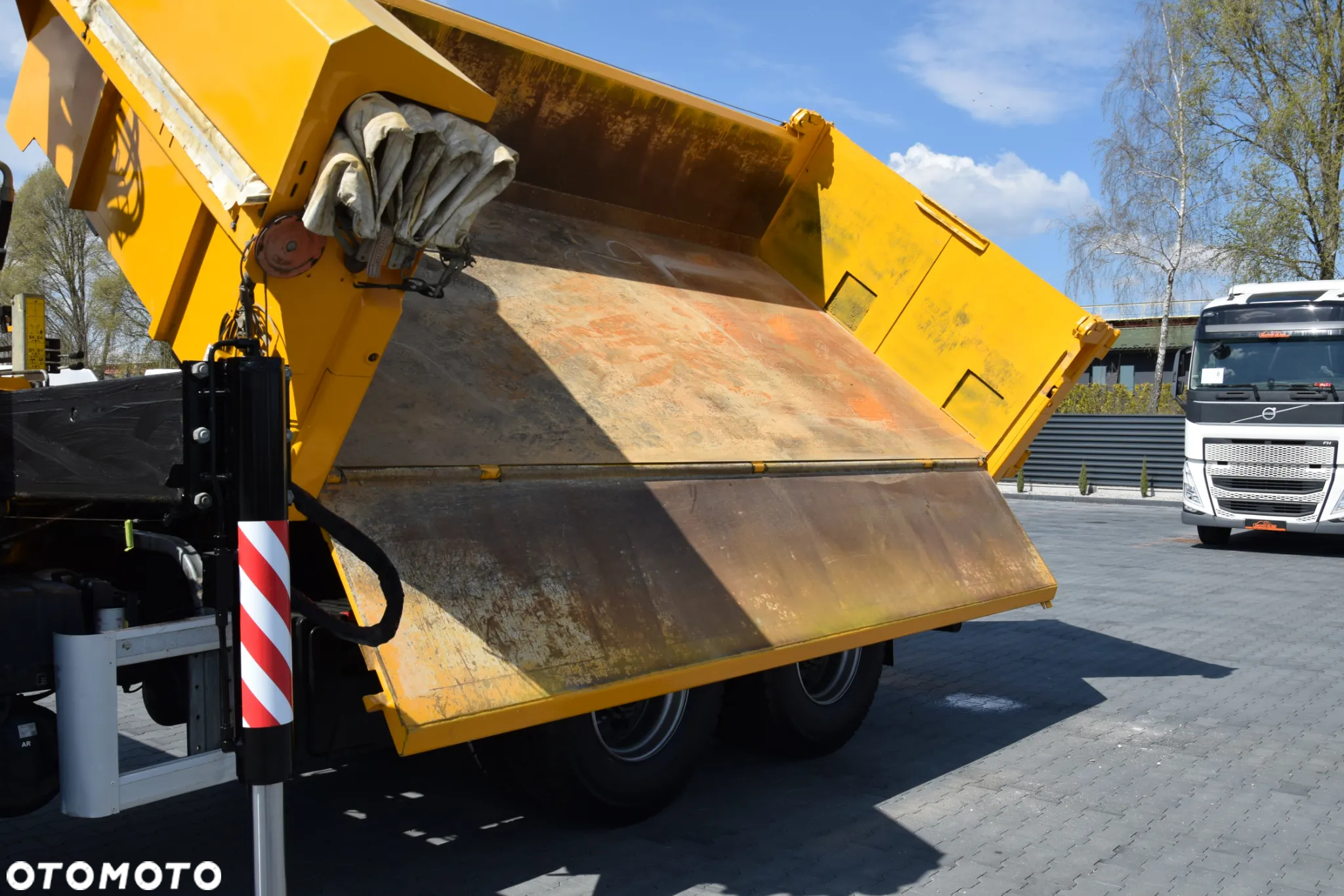 MAN TGS 26.400 / 6x4 / EURO 6 / UDT / HDS FASSI 165 / WYSUW x3 / ROTATOR / CHWYTAK / STEROWANIE RADIOWE / WZMOCNIONA RAMA / WYWROTKA / HYDROBURTA / AUTOMAT / 2017 / NOWE OPONY - 100% / NISKI PRZEBIEG / STAN IDEALNY / SPROWADZONY - 27
