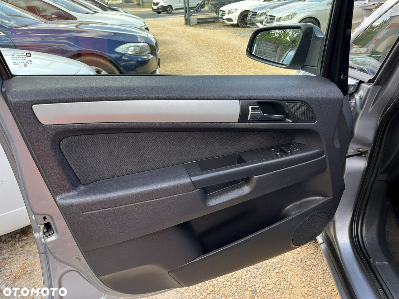 Opel Zafira 1.8 - 13