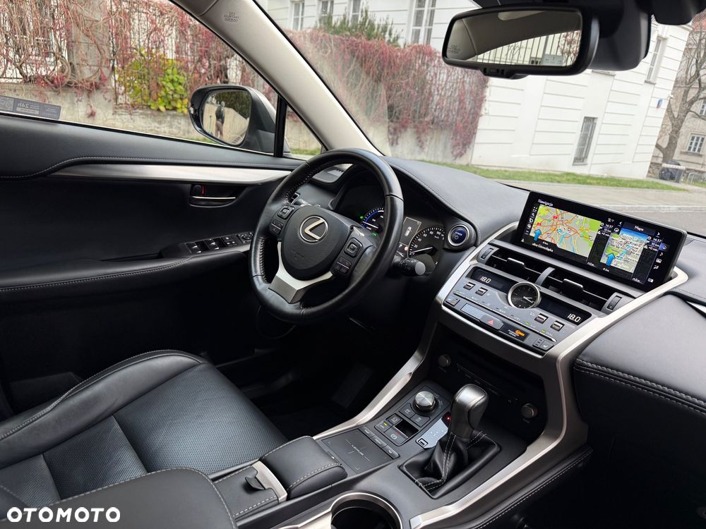 Lexus NX 300h Prestige AWD - 15