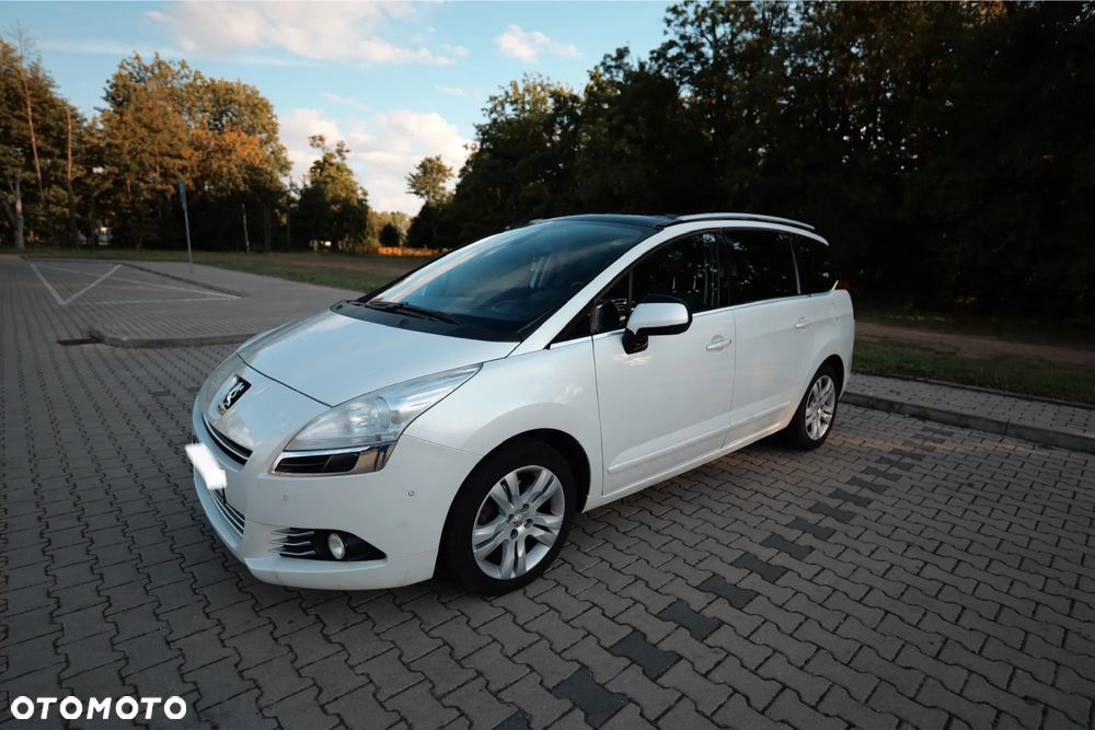 Peugeot 5008 2.0 HDi Premium + - 1