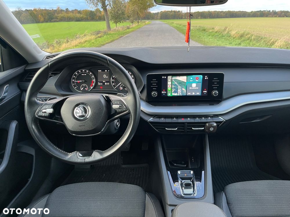 Skoda Octavia 2.0 TDI Sportline DSG - 31