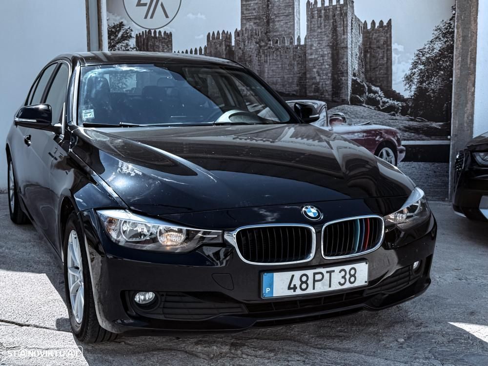 BMW 320 d Line Sport - 2
