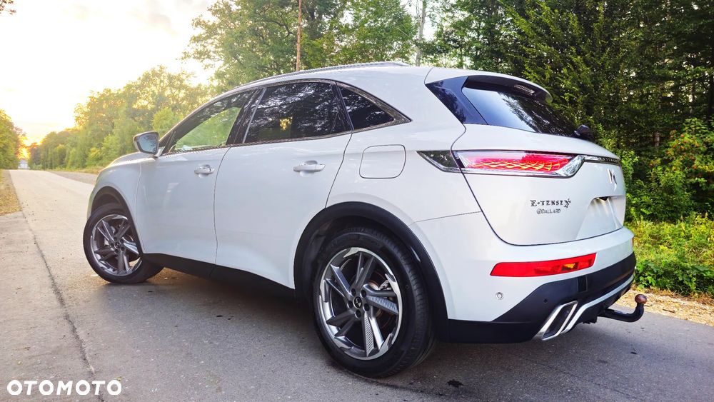 DS Automobiles DS 7 Crossback 1.6 E-Tense 4x4 Grand Chic - 2