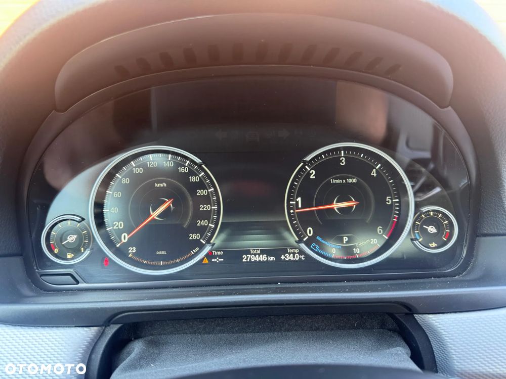 BMW Seria 5 520d Sport-Aut - 20