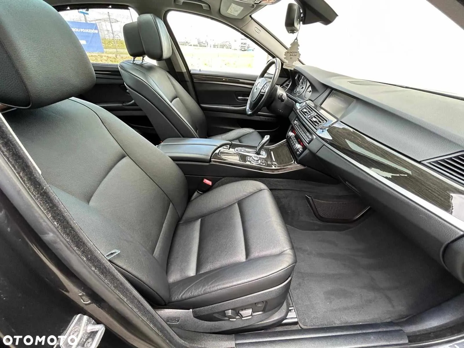 BMW Seria 5 535i - 8