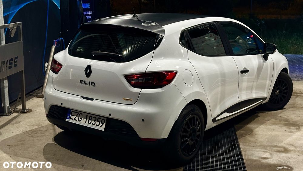 Renault Clio 1.2 16V Life - 8