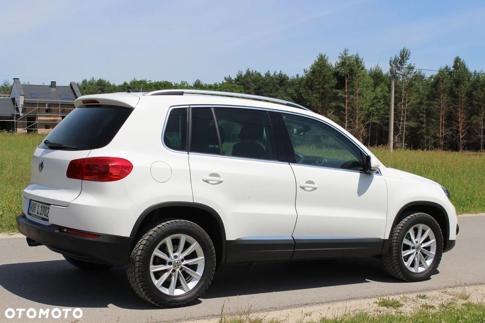 Volkswagen Tiguan 2.0 TDI 4Mot Perfectline R-Style DSG - 4