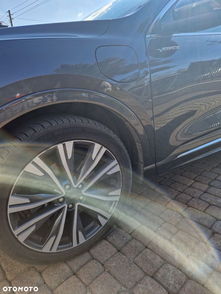 Ford Kuga 2.5P PHEV FWD Vignale - 7