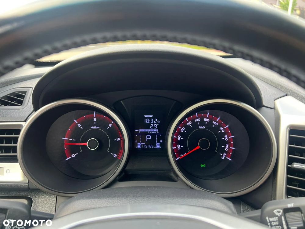 SsangYong/KGM Tivoli e-XDi 160 4WD Quartz - 16
