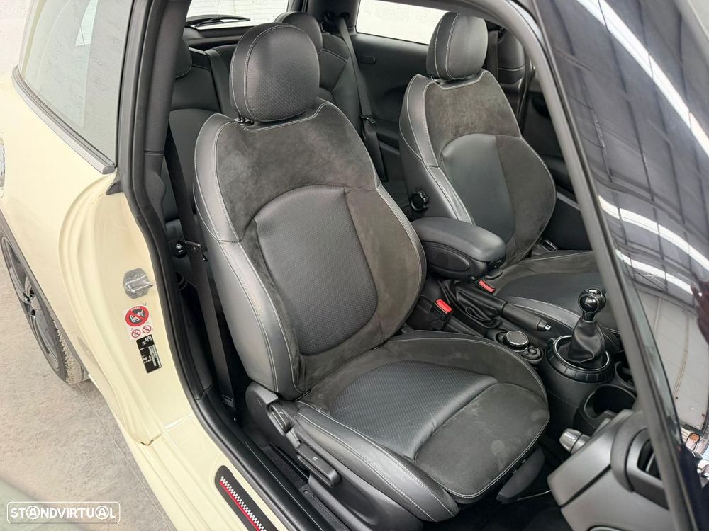 MINI 3 Portas Cooper SD - 37