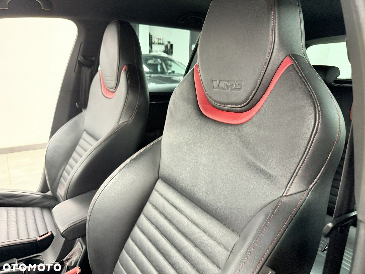 Skoda Octavia 2.0 TDI RS DSG - 38