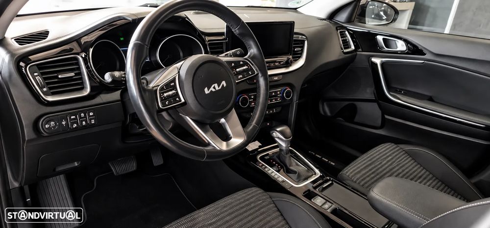 Kia Ceed SW 1.6 GDI DCT OPF Platinum Edition - 21