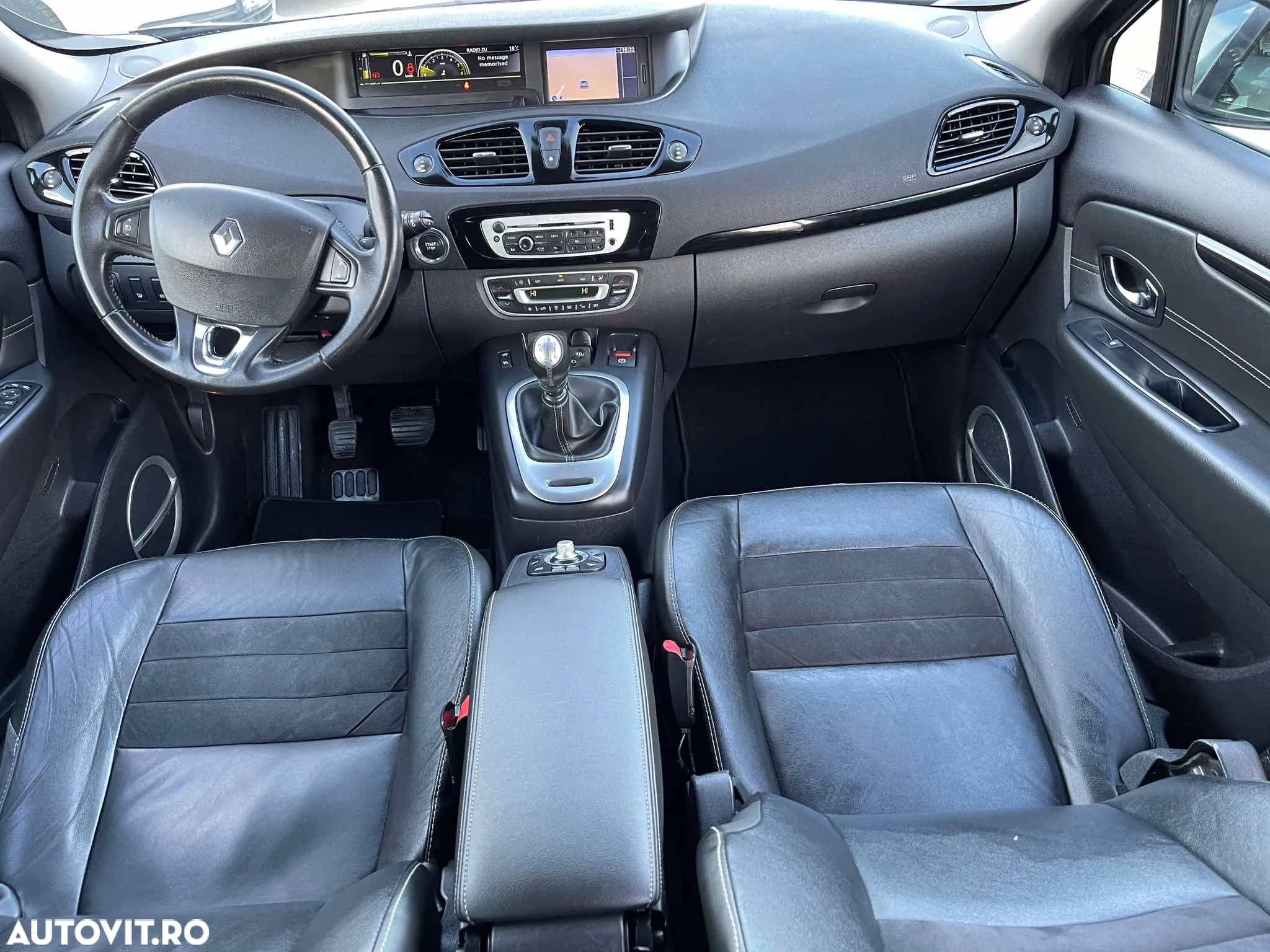 Renault Grand Scenic 1.6 dCi Stop&Start Energy Privilege - 15
