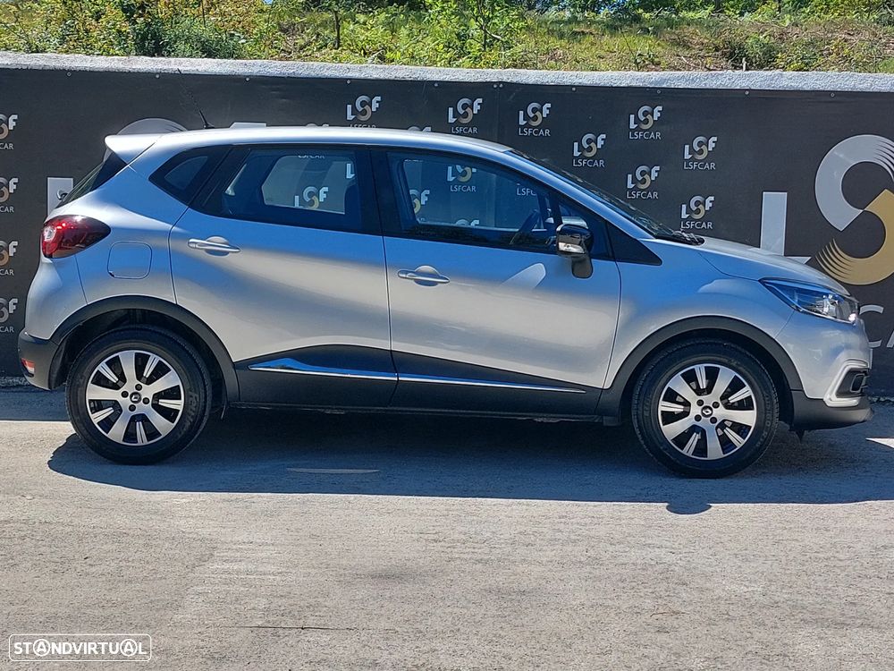 Renault Captur 1.5 dCi EDC - 8