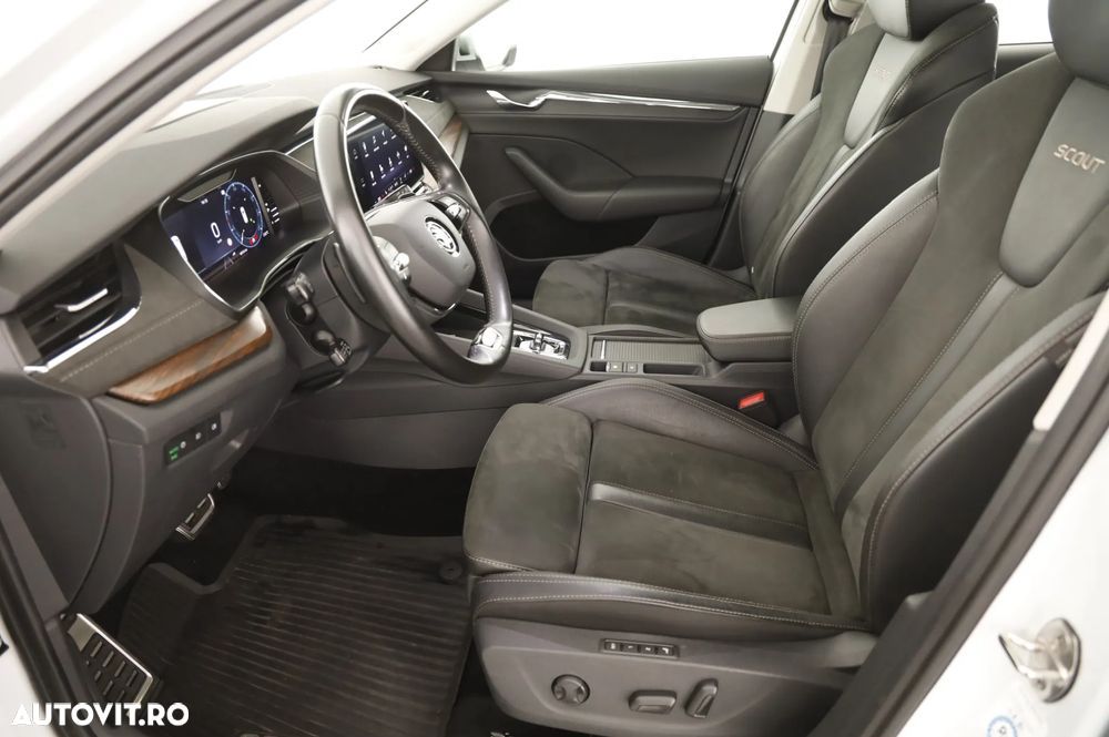 Skoda Octavia 2.0 TDI 4x4 DSG Scout - 11