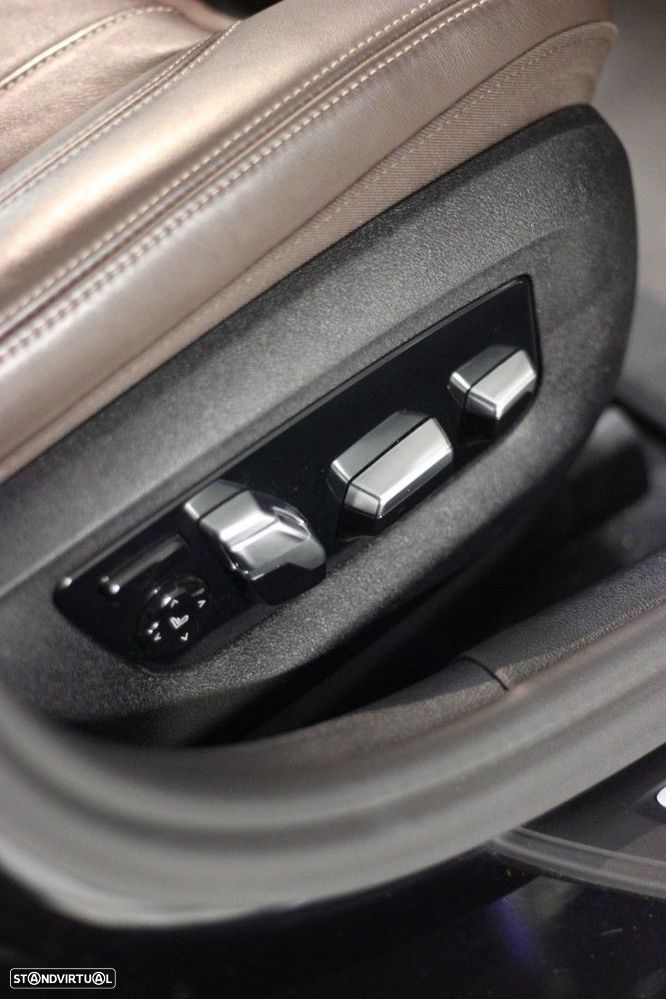 BMW 530 e Pack M - 16