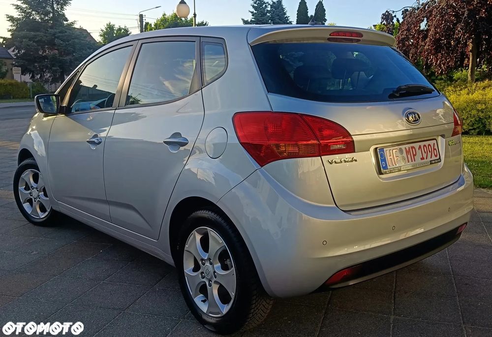 Kia Venga 1.4 CVVT Dream-Team Edition - 3