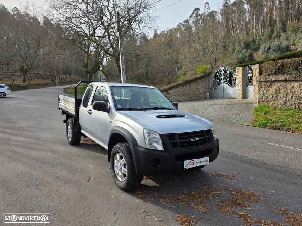 Isuzu D-Max 2.5 DTi CL 4WD L4 CM - 8