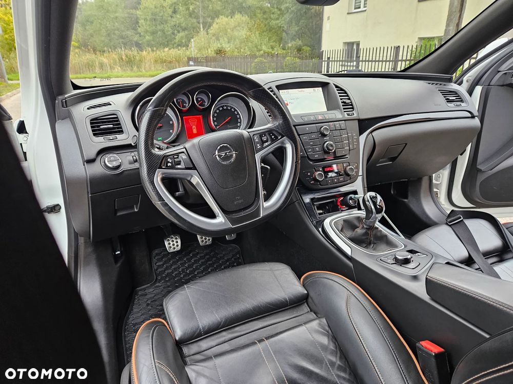 Opel Insignia 2.0 CDTI ecoFLEX Business Cosmo - 24