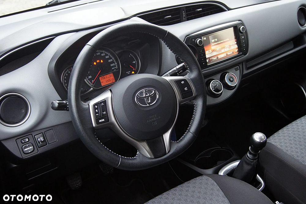 Toyota Yaris 1.33 VVT-i Style - 23