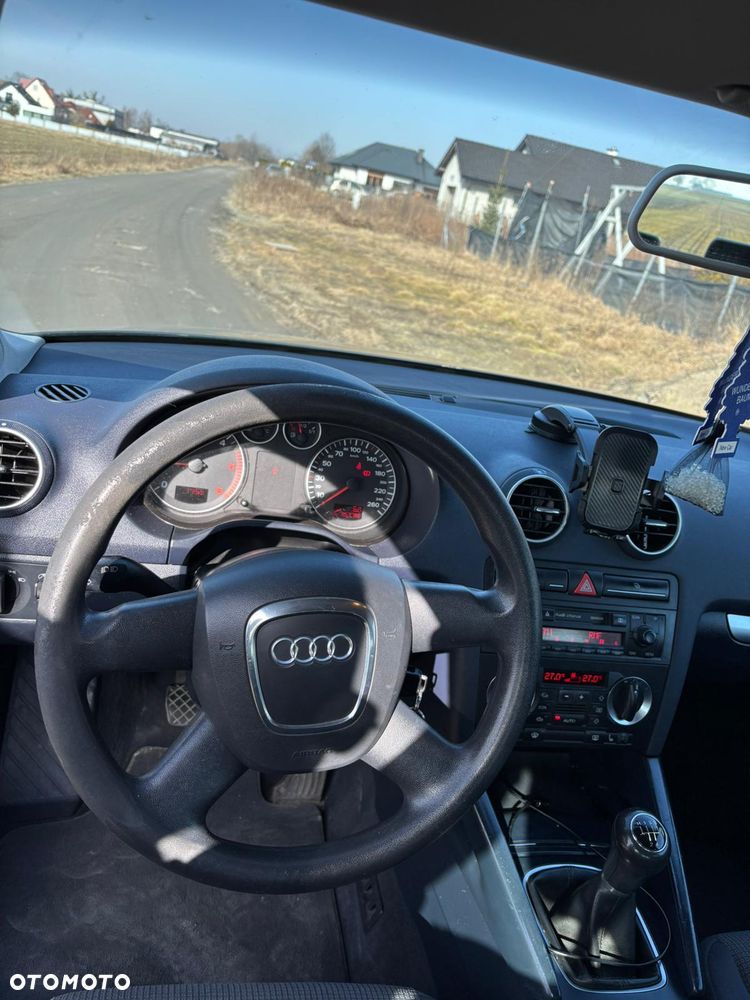 Audi A3 3-drzwiowe 1.9 TDI Ambiente - 8