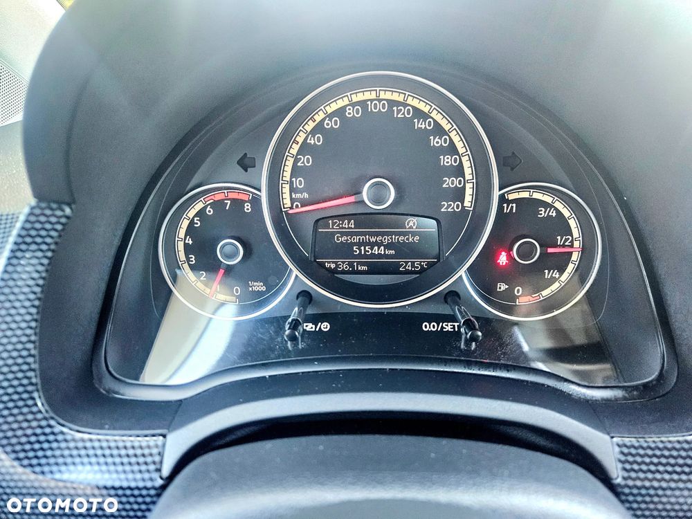 Volkswagen up! 1.0 White Style - 33
